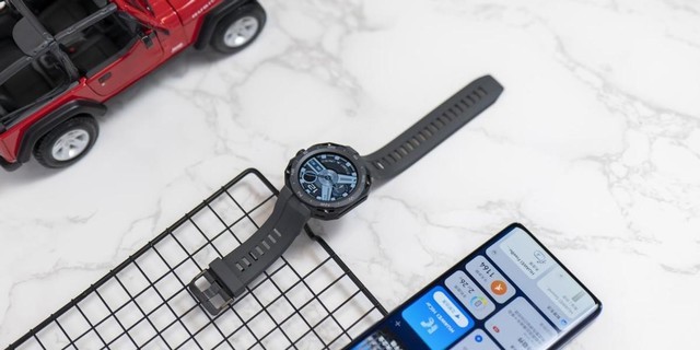 华为watchgtcyber上手评测百变换壳掀起智能手表新风尚