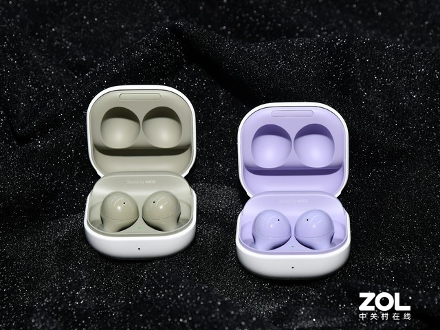 沉浸于自己的一方天地三星galaxybuds2图赏