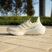 adidas「飘飘鞋」ULTRABOOST LIGHT随心畅跑舒适跑步鞋女阿迪达斯 米色/卡其色 37