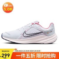 耐克NIKE女子跑步鞋透气 QUEST 5 都市运动鞋FB6944-100白粉黑38