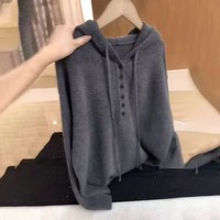【商场品质】秋冬韩系连帽纽扣设计长袖针织衫女通勤保暖大码上衣 灰色 M 【建议90-120斤】