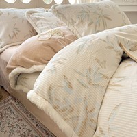 Krupp Corp A类母婴级加厚加密夹边雕花牛奶绒四件套 冬季保暖绒床笠套件 竹蝶伴眠c 床单款 1.8米床(被套200*230cm)