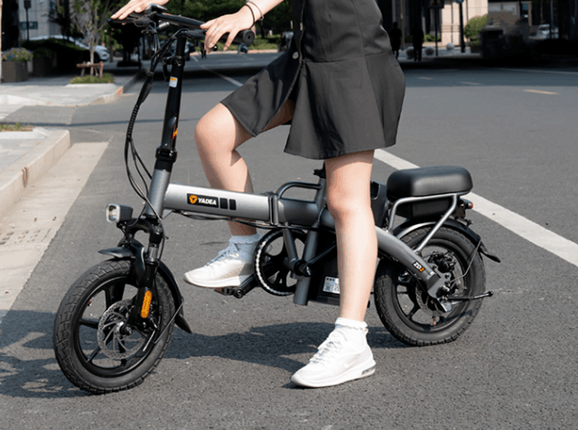 雅迪新品摺疊電動車僅售2599元http://ebike