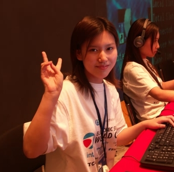 那一刻的泪水new4女子大师队valen专访