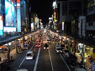 DC的杀手 200万像素夏普拍照手机试用 