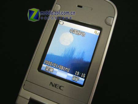 解放你疲劳的双眼 翻盖手机NEC730评测 