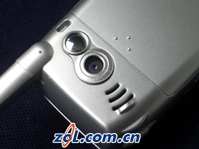 精彩评测：NEC N110 动感地带小跑车 
