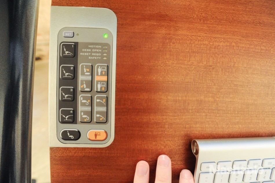 �������ݵĳ�����˾Altwork�����׿��Ʒ����Altwork Station���������㷽������ɡ�վ����֮��һ���л��������ڸ������ĵ���Ⱥ���۸�ߴ�5900��Ԫ��Լ�������3���Ԫ����