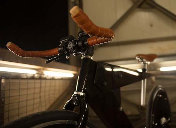 250W˫ӳ:Aerodynamic۵綯