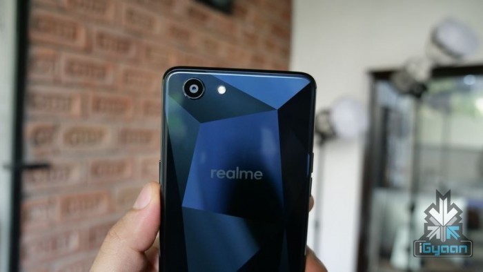 OPPO Realme 1 ʯ