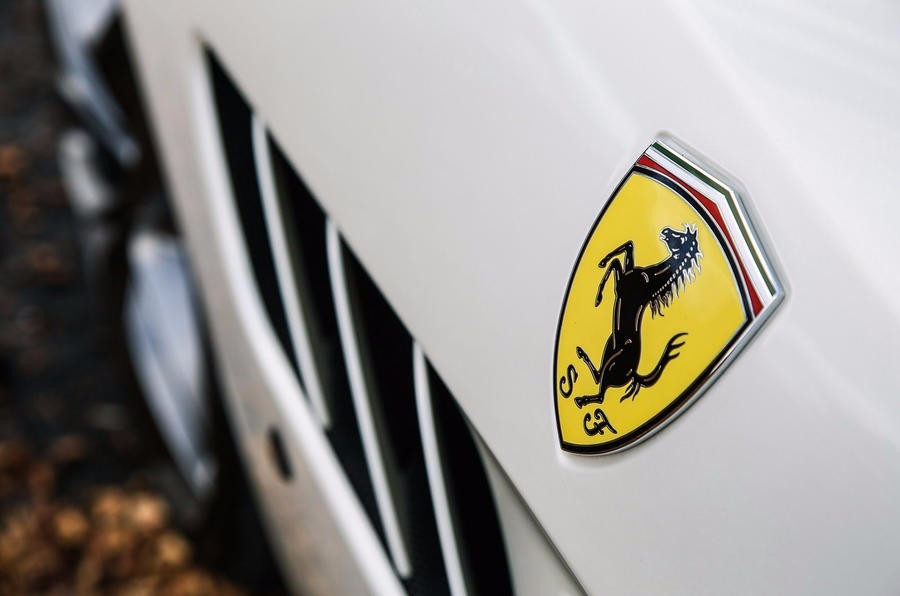 ǵͳ  Ferrari GTC4 Lusso T