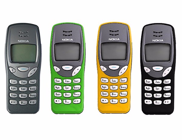 诺基亚3210,1999年上市，该机是诺基亚最畅销的手机产品之一，在那个年代累计销量1.6亿部，让诺基亚坐稳了江湖大哥的地位。