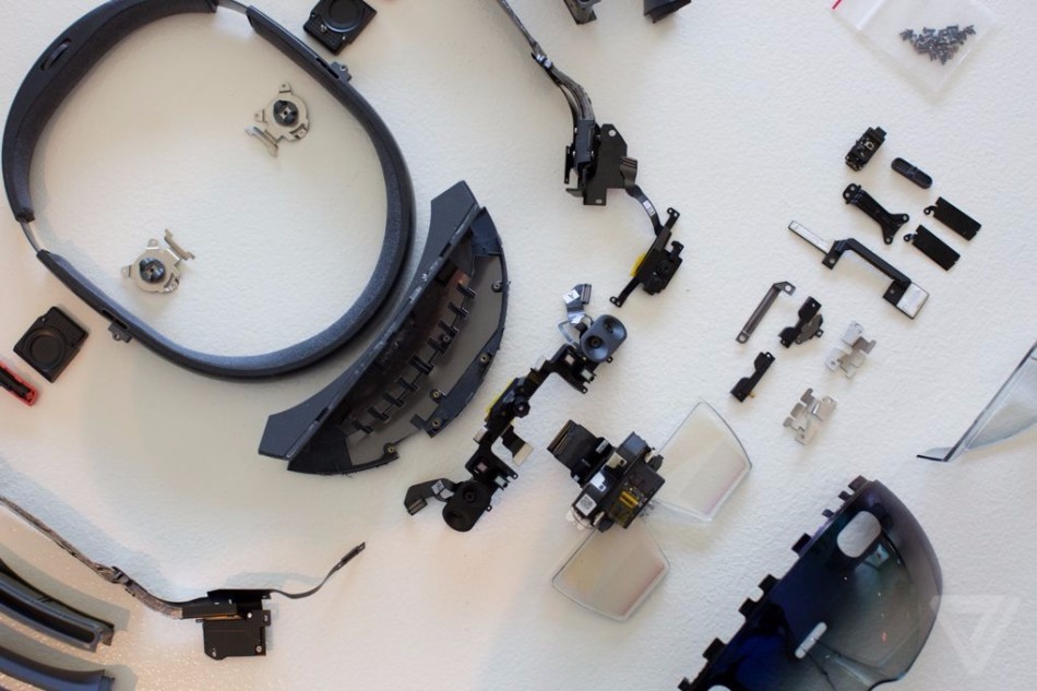 微软hololens拆解3000美元的眼镜长啥样