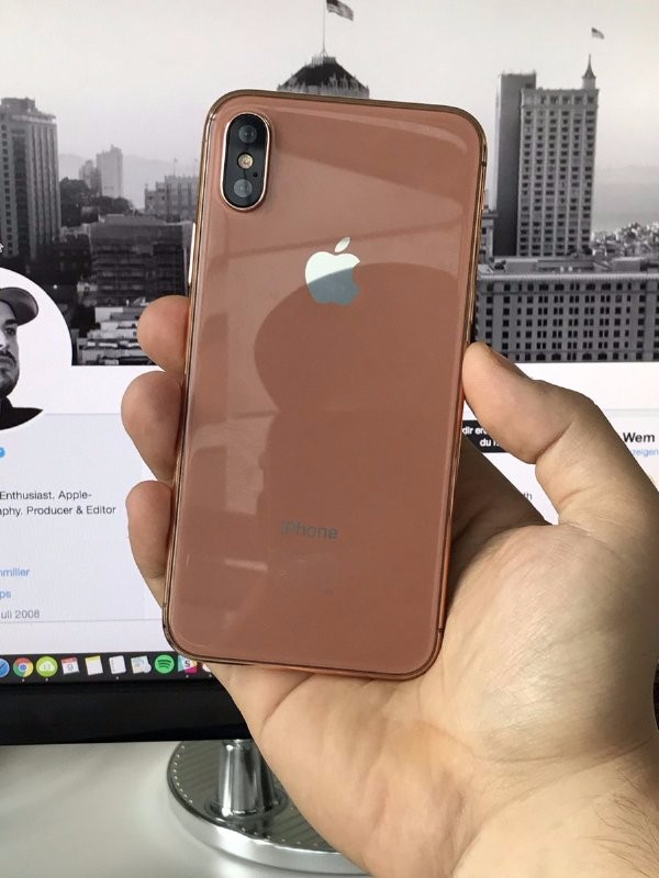 "ͭɫ"iPhone 8ع ȫ޸