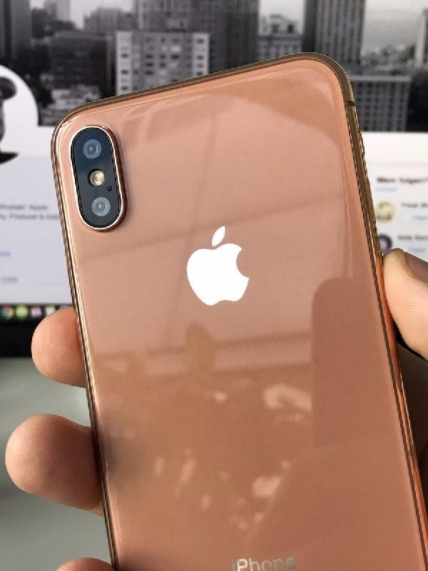 "ͭɫ"iPhone 8ع ȫ޸