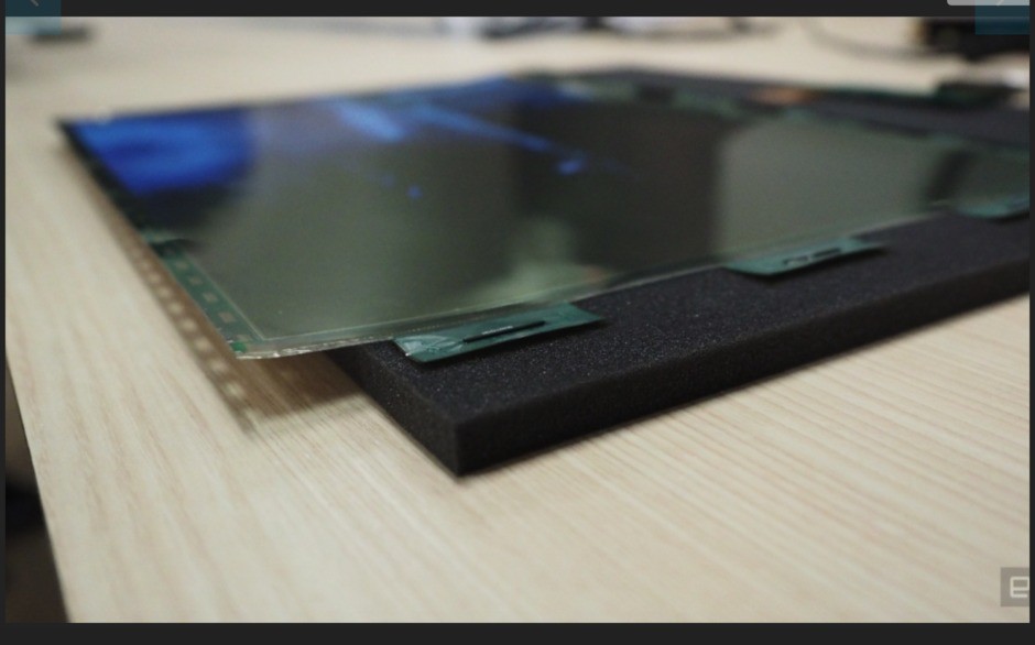 ���ӽ������ LG����OLED��Ļ���޶�ͼ