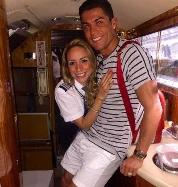 ����ò�� C��˽�˷ɻ���Ů������������