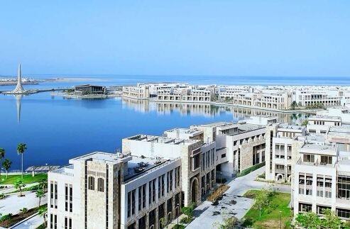 阿卜杜拉國王科技大學(kaust)成立於2009年9月,是沙特首所國際性