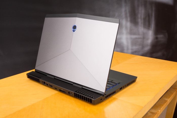 1060独显标压处理器全新alienware13