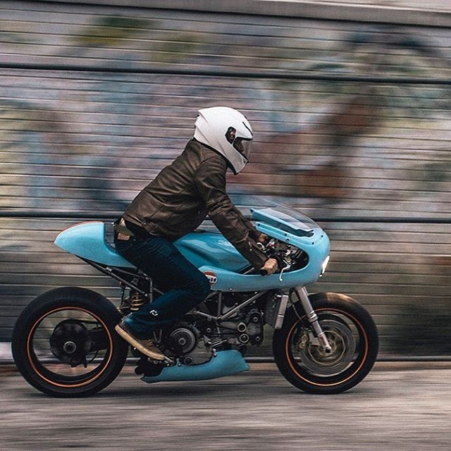 һ˧:GulfDream Ducati748