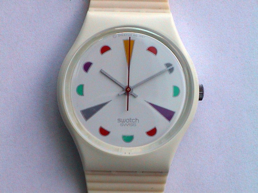 Swatch�ĺܶ���ʽ�ֱ���ƻ��ã��������ɫ���ͷ׵�1987�ͺš�