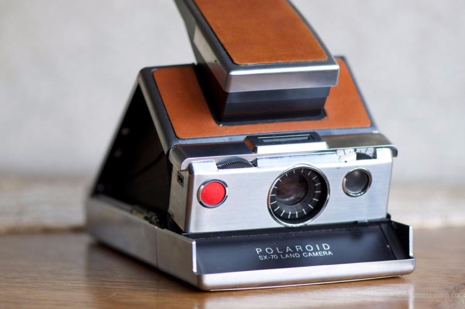 ��Ȼ���������������������ĵ�����������Ȼ�����㾭�䡣1972��SX70�Ľ���ʽ������˹�Ŀ������