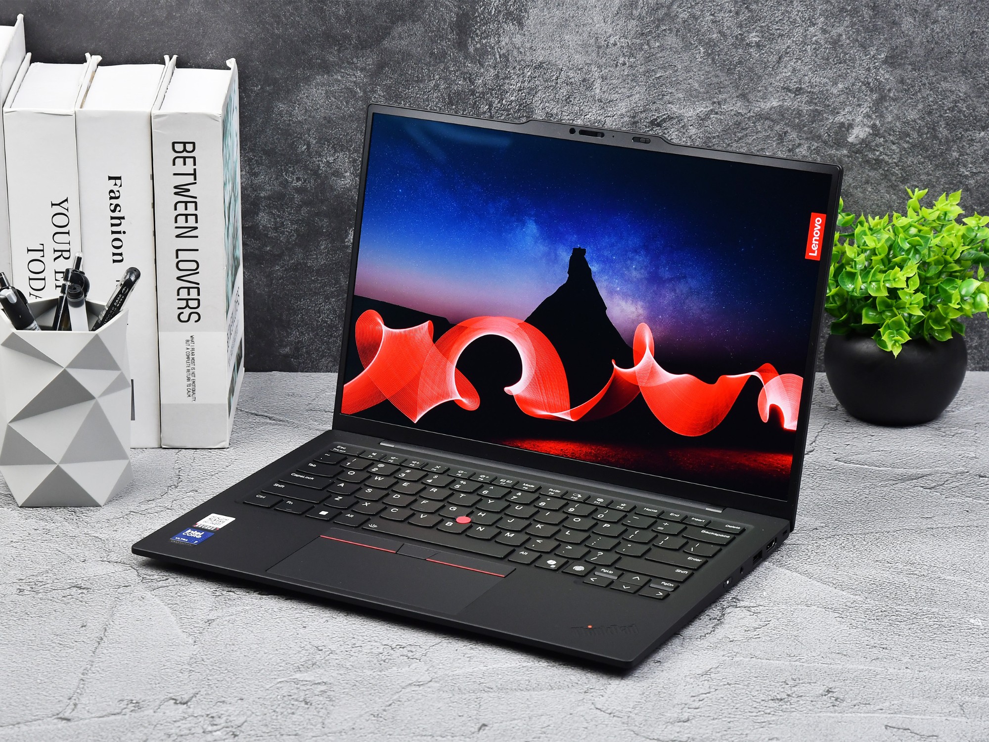 ThinkPad X1 Carbon Aura AIԪ⣺986˳ЯUltra AI PC