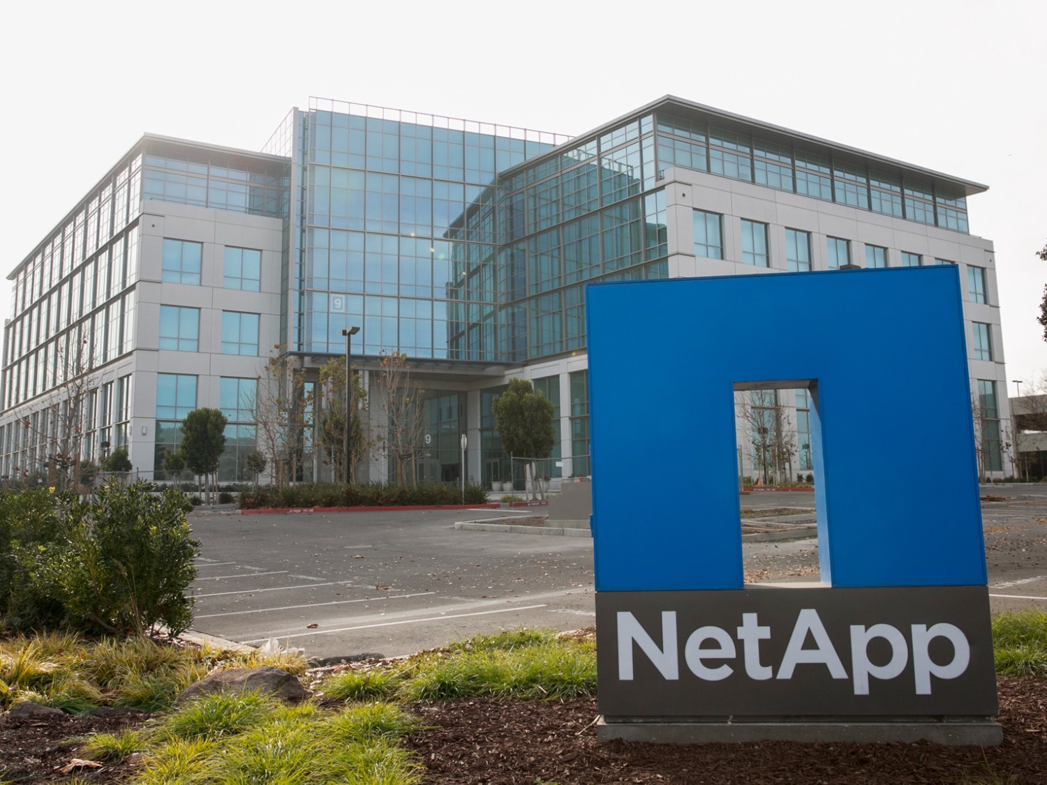 NetAppƳȫNetApp AFF AȫϵУҵȫAI¶