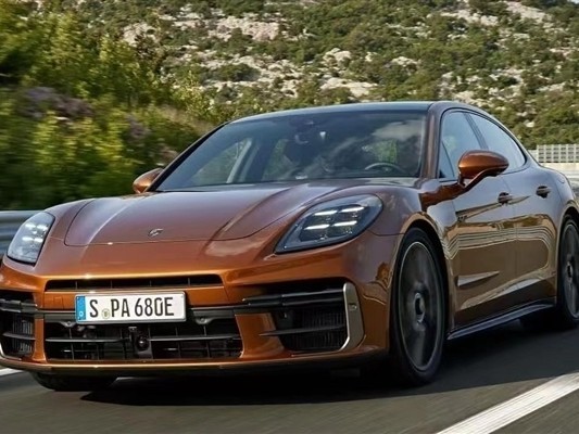 ʱȫ´綯Panamera