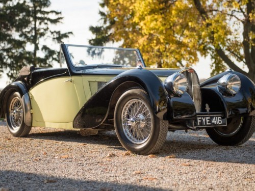 一部老车承载了所有变迁 布加迪图赏