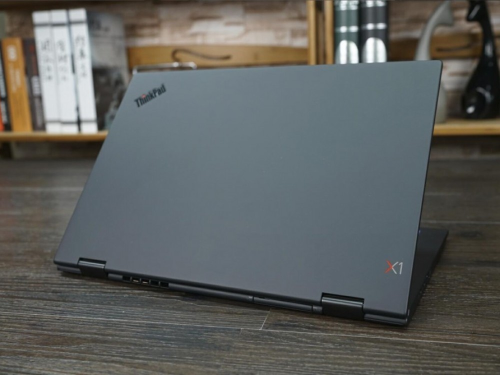 触控翻转旗舰全新升级 ThinkPad X1 Yoga评测