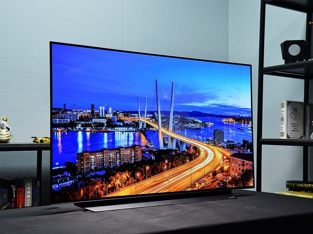 开启桌面显示新篇章!48吋OLED电视成玩家最爱