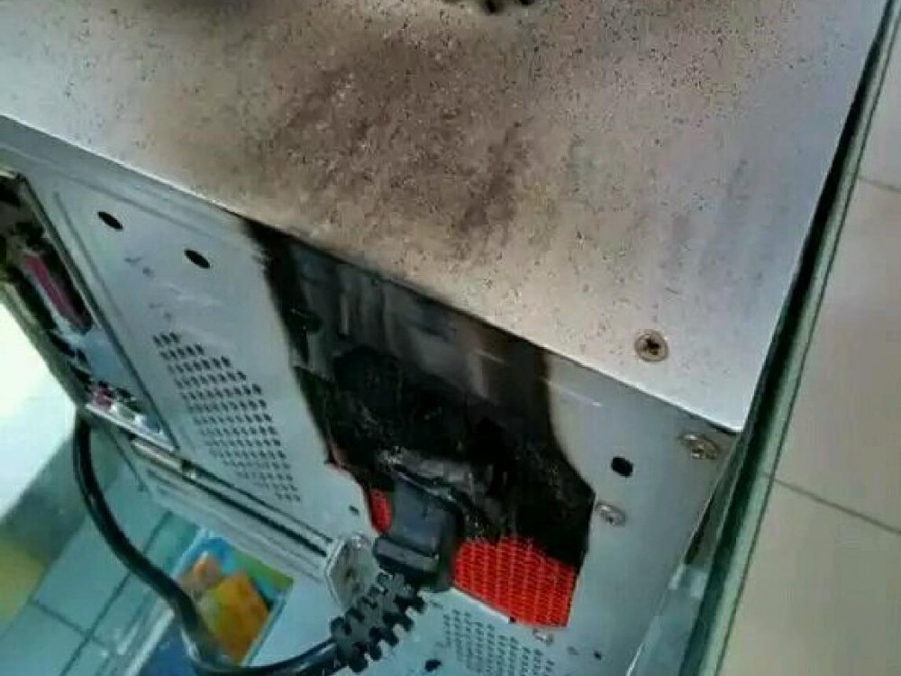 攒机单点评：电脑炸机九成因为一个参数