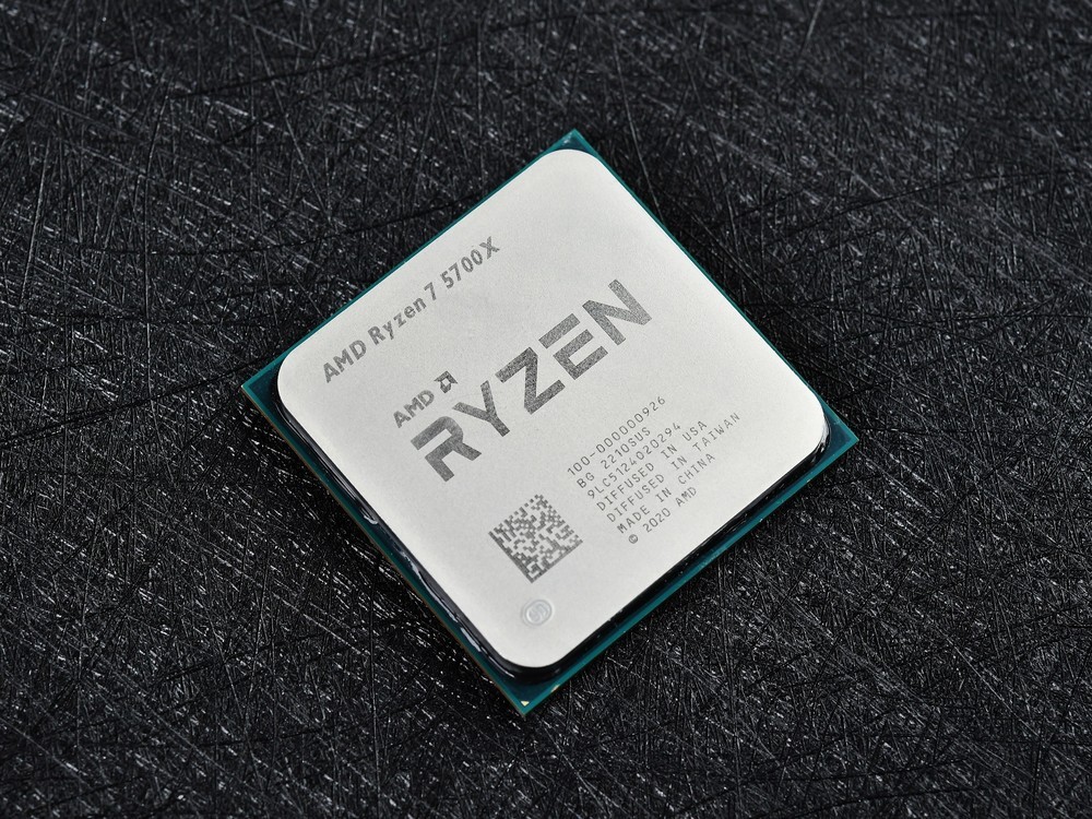 锐龙7 5700X对比酷睿i7-12700 装机玩游戏还得选价格香的AMD-中关村在线