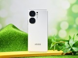  IQOO Neo9S Pro Beauty Appreciation Pure White Body Double Evolution of Appearance and Texture