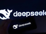 Deep SeekذϮUltra AI PC飡