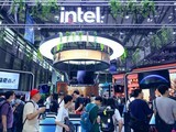 ���ܿ��֣�Ӣ�ض�������Я΢������װ������ChinaJoy