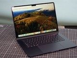 ƻ���������ż�MacBook A18 Pro��8GB�ڴ浫ȱԭ�ʡ�����뱳�����