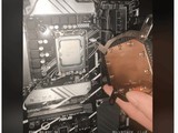 �û�����δͿ��֬װ����i7-12700K���ڳ��½�Ƶ����