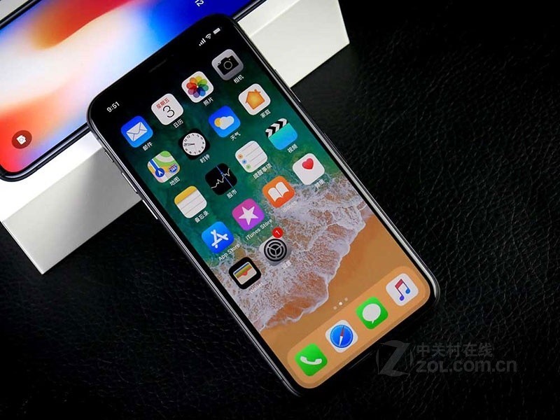 “全玻璃”iPhone 20要难产？果粉别急