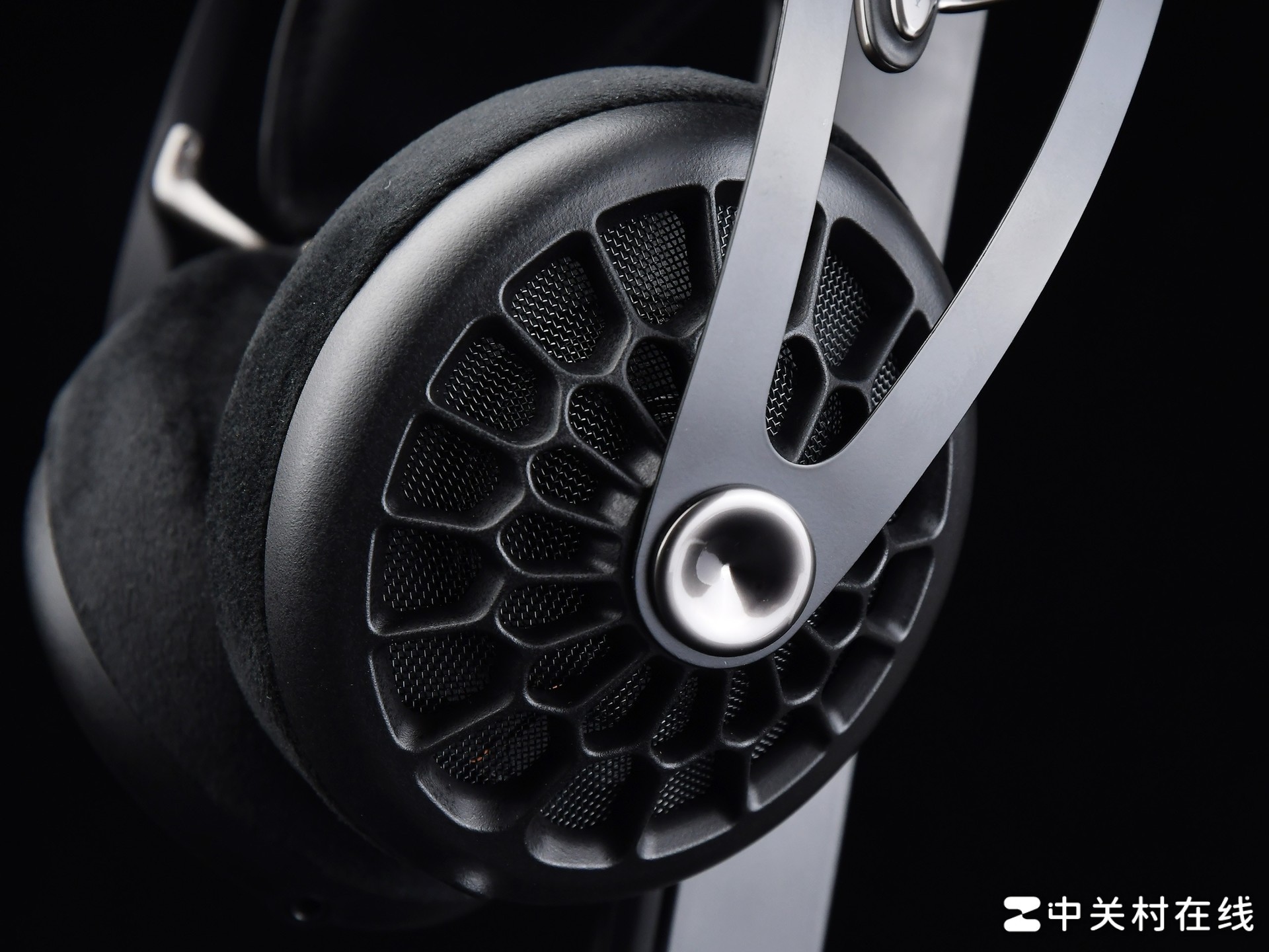 ̽ʽļУMeze Audio 105 AER