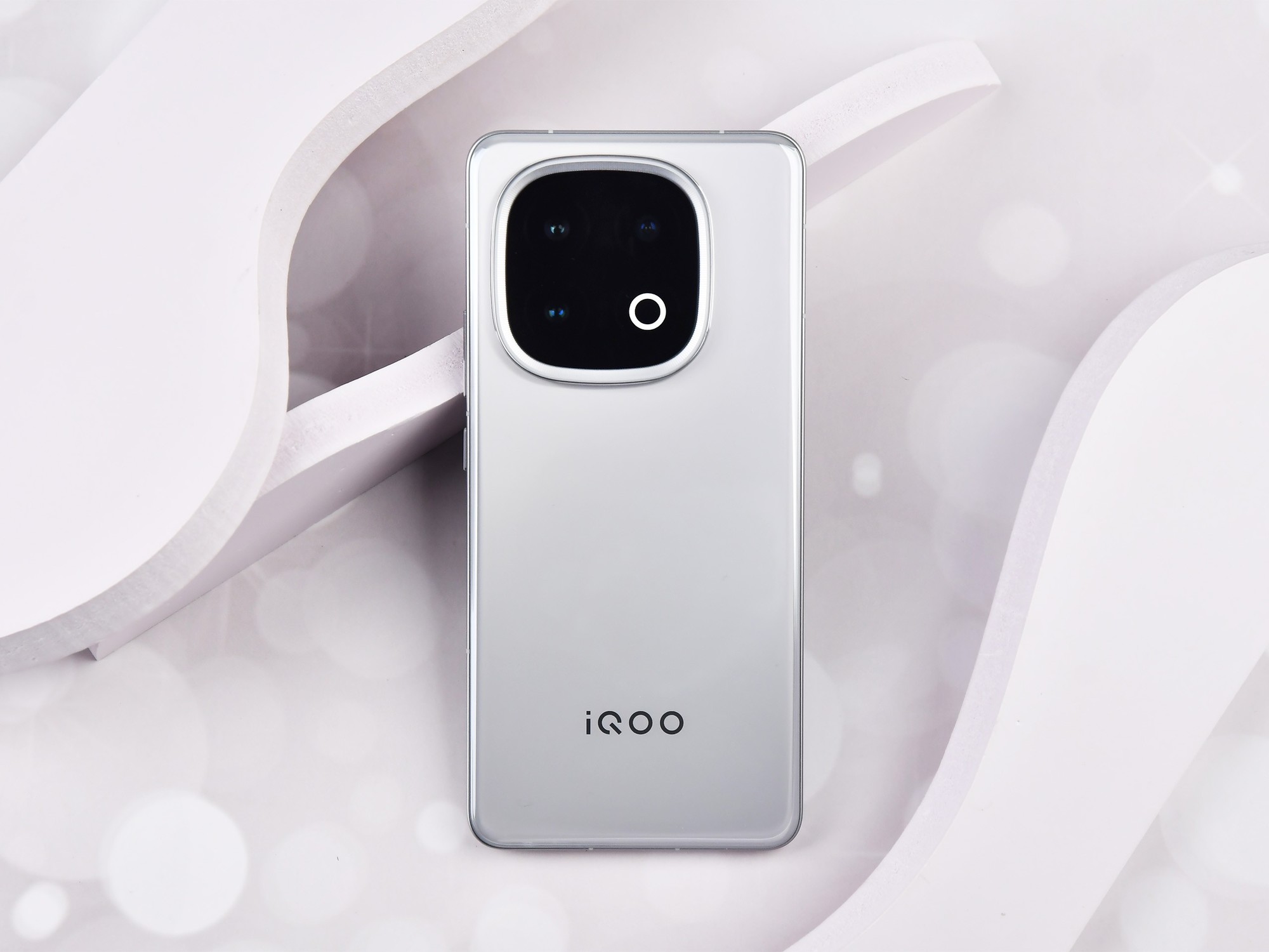 3000- 4000Ԫ�ж˻����ƴ��˭�����Լ۱�֮����