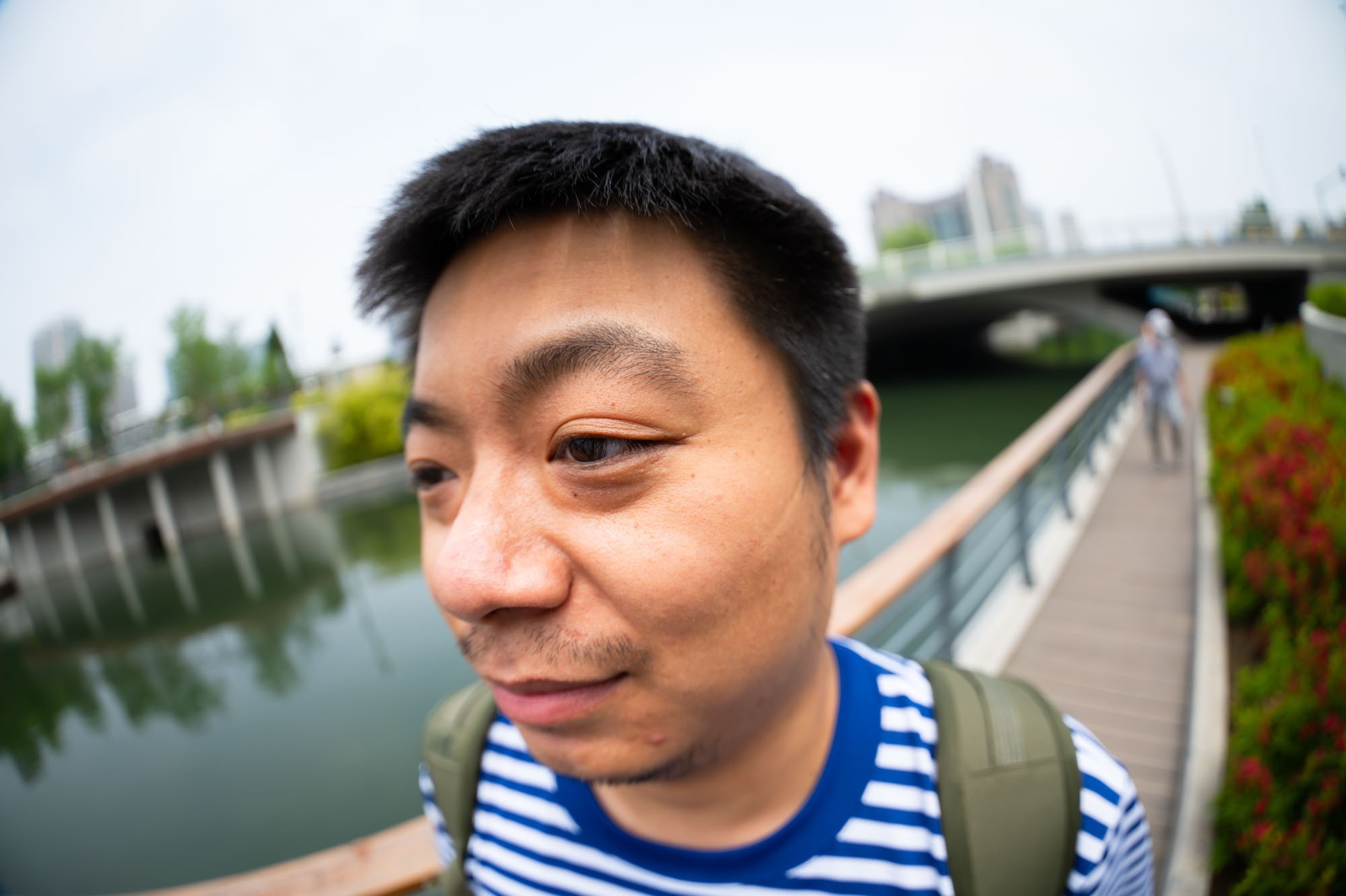 ۾ͷµ FF II 8-15mm F2.8Ǳ佹۾ͷ
