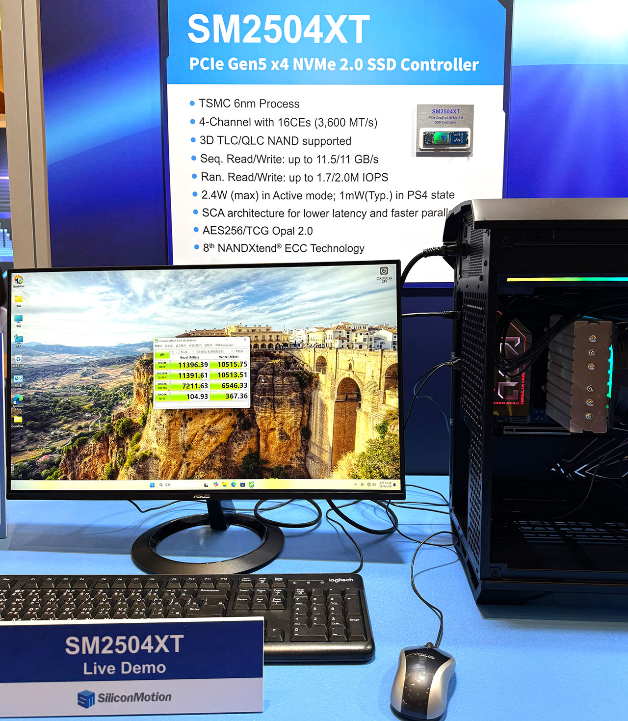 2025 COMPUTEX������ЯSM2504XT����Ʒ����ڹ��AI�洢�¸߶�