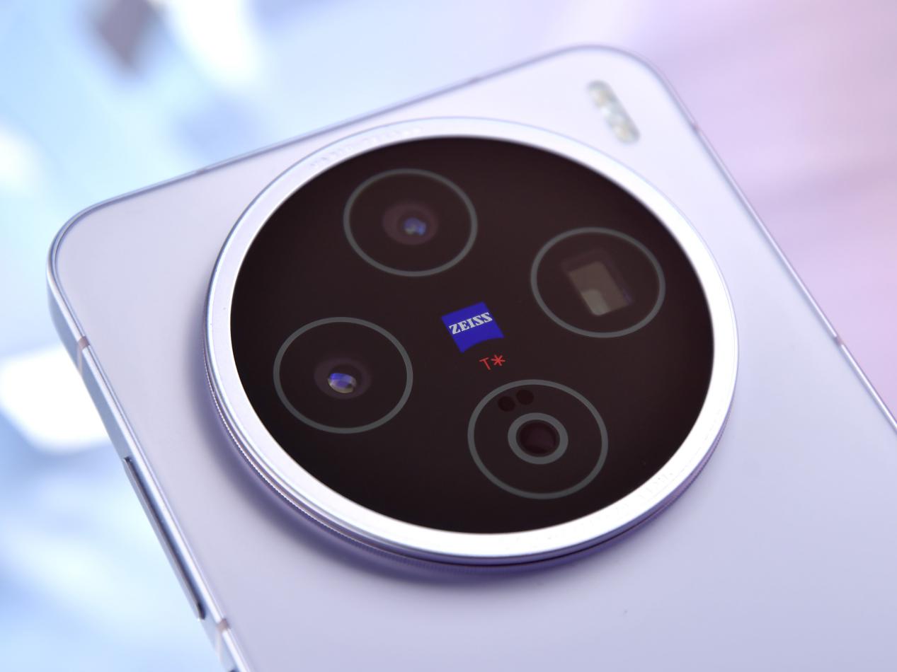 �����ӳ�����9400+ vivo X200s����ʵ���������