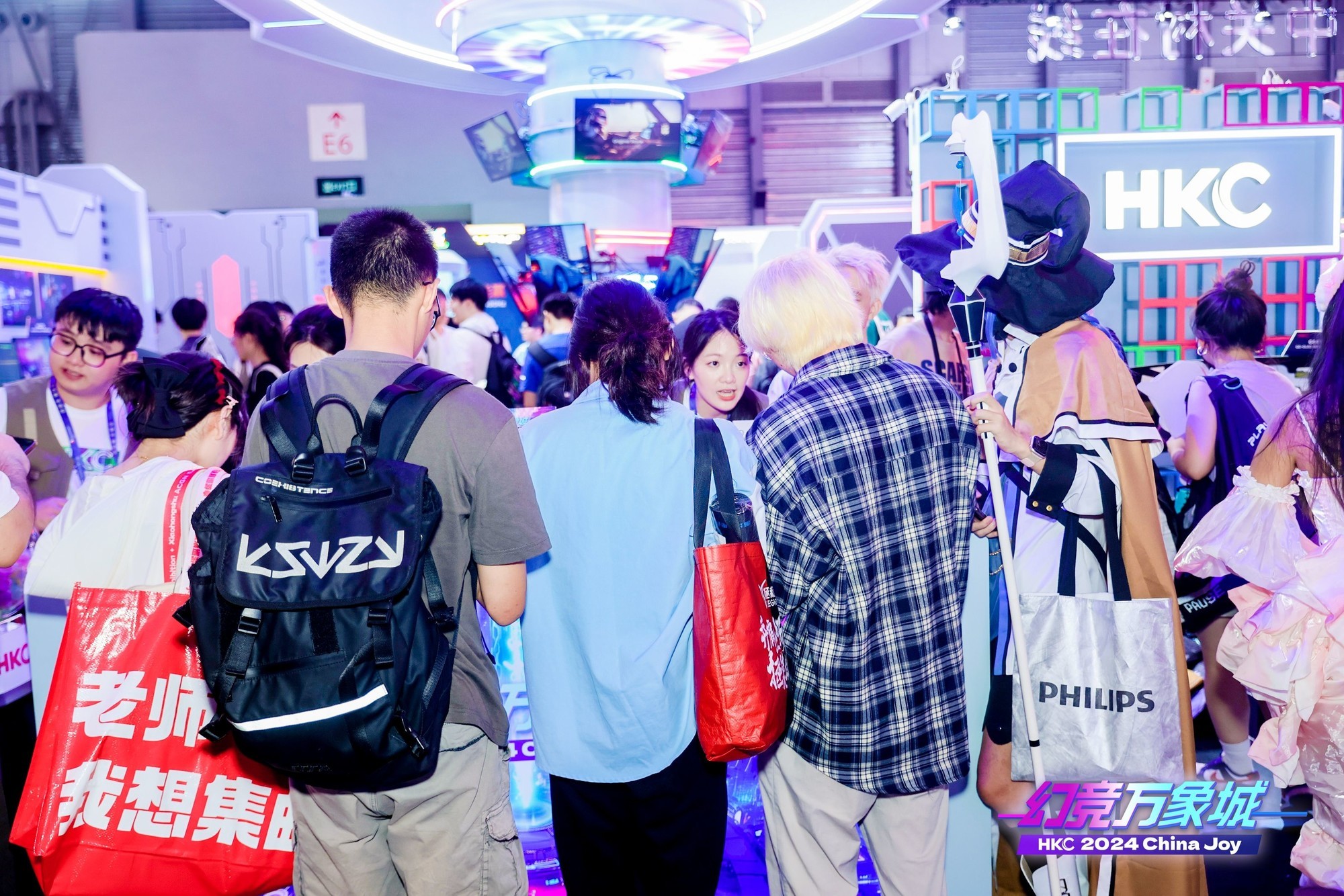 ƷHKCQD-OLED콢Ʒ׷2024ChinaJoy