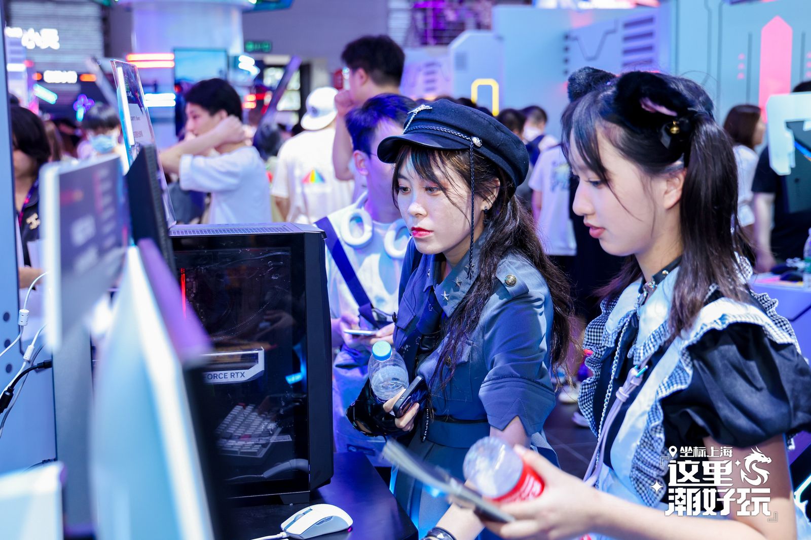 ChinaJoyֱֳȫͰȼҼ