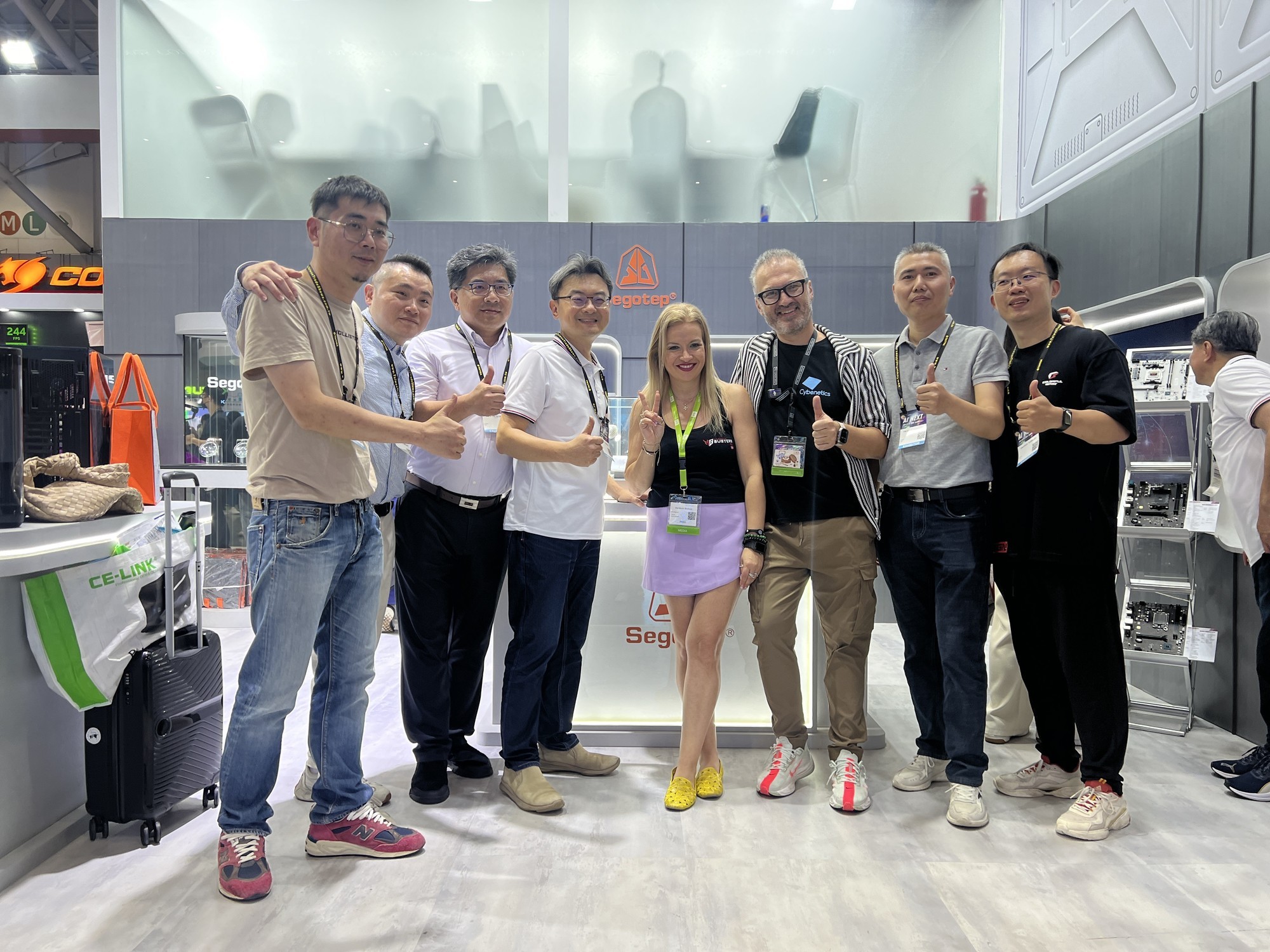 ComputeX2025عˣAI˳ӿƷչ˼