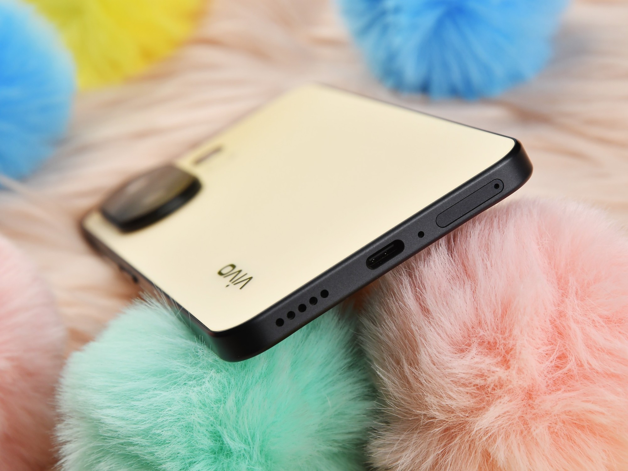 vivo S30全面评测:中端产品的轻重博弈