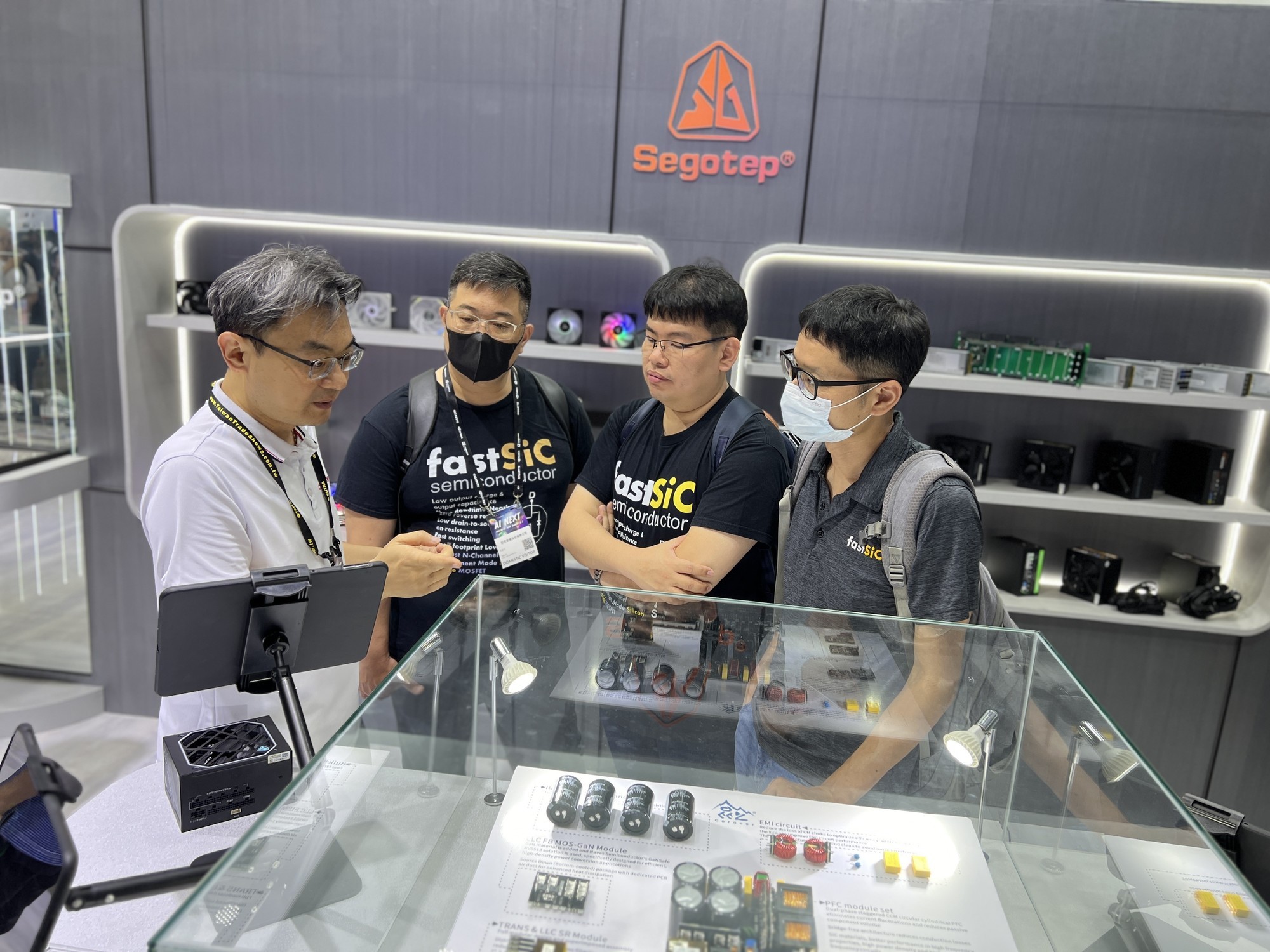 ComputeX2025عˣAI˳ӿƷչ˼